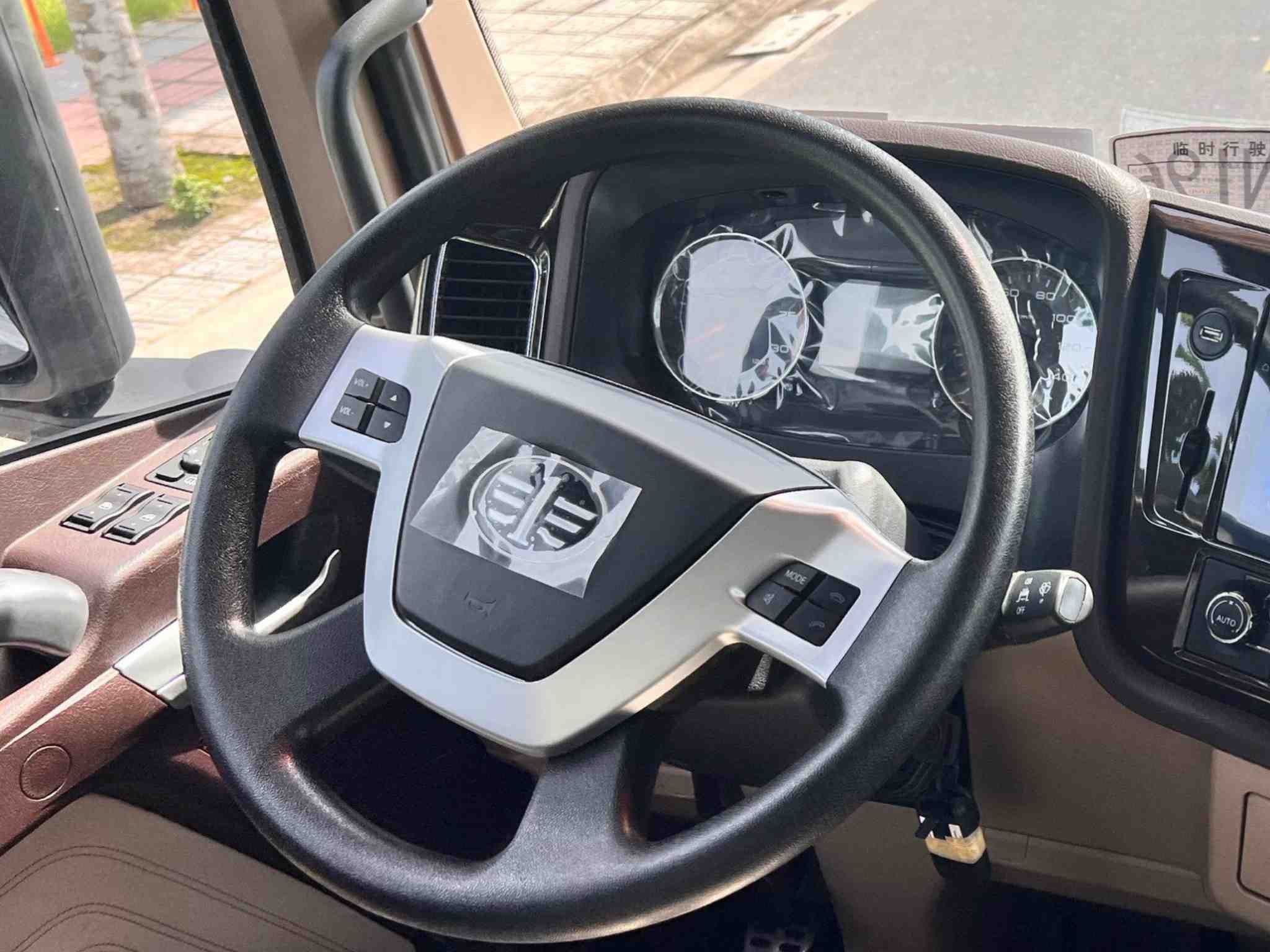 ĐẦU KÉO FAW JH6 – 375HP E5 — ảnh 5