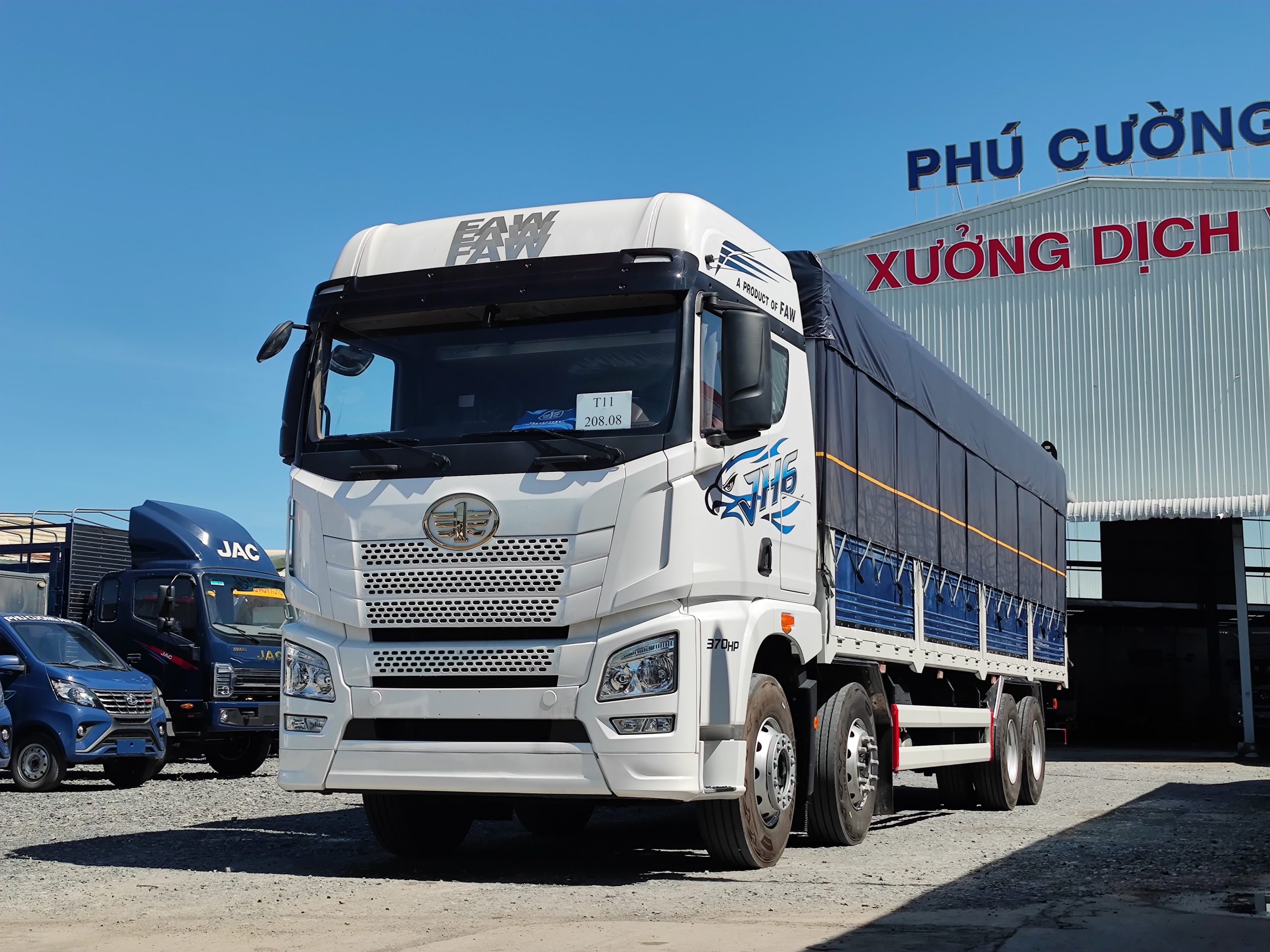 XE TẢI FAW JH6 4 CHÂN NHẬP KHẨU — ảnh 5