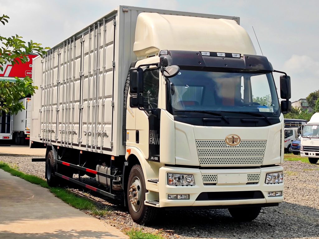 thung-xe-tai-faw-j6l-container