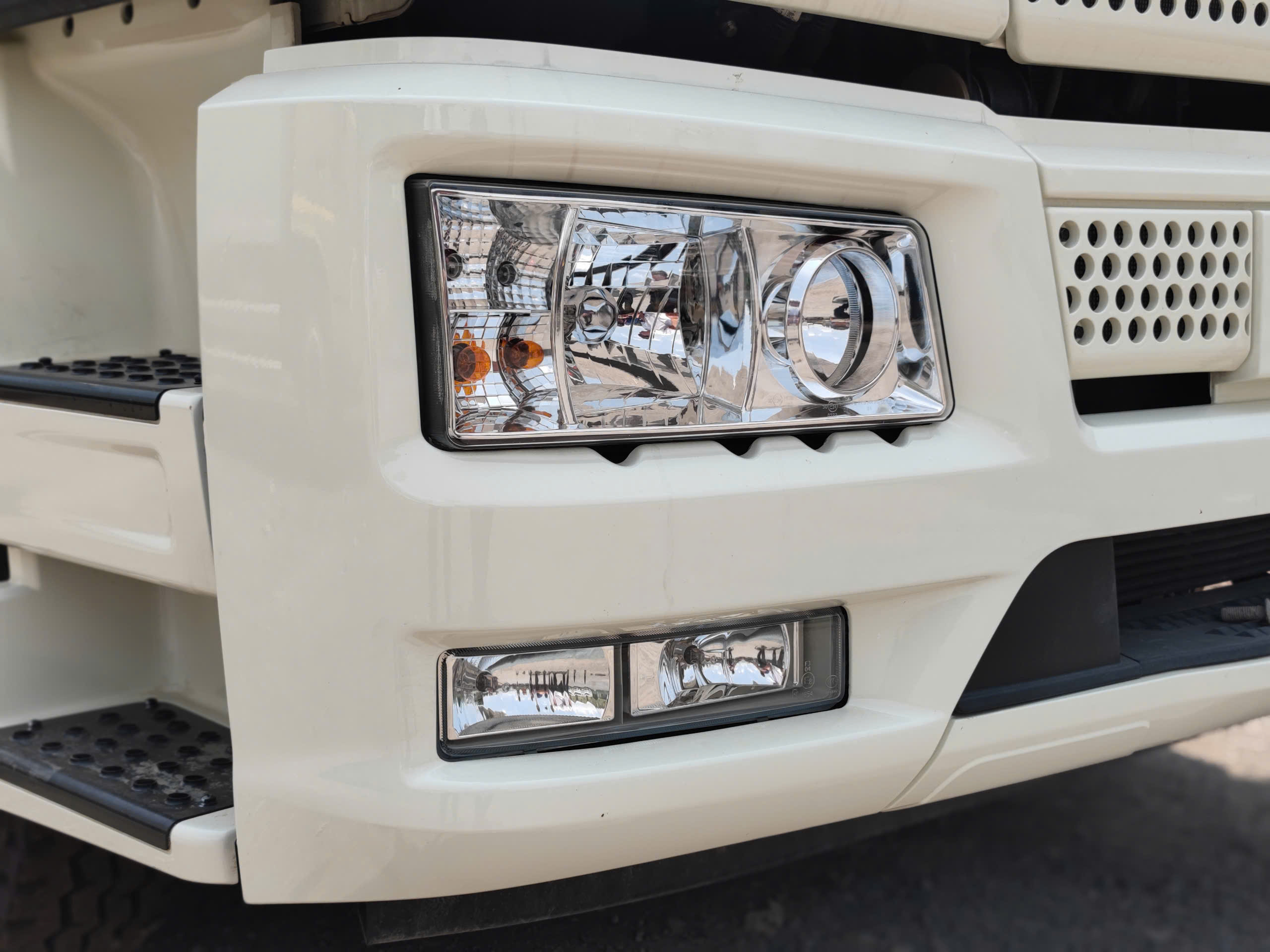 XE TẢI FAW J6L 220HP – THÙNG CONT 9.9M — ảnh 10