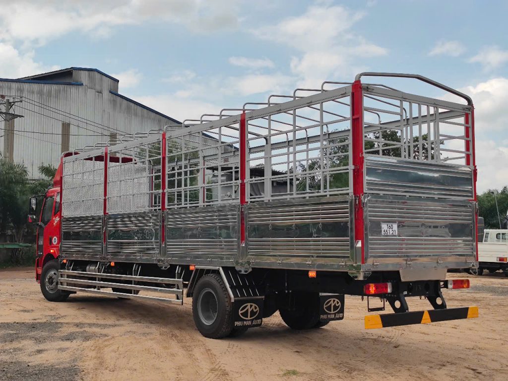 thung-xe-tai-faw-j6l-thung-bat