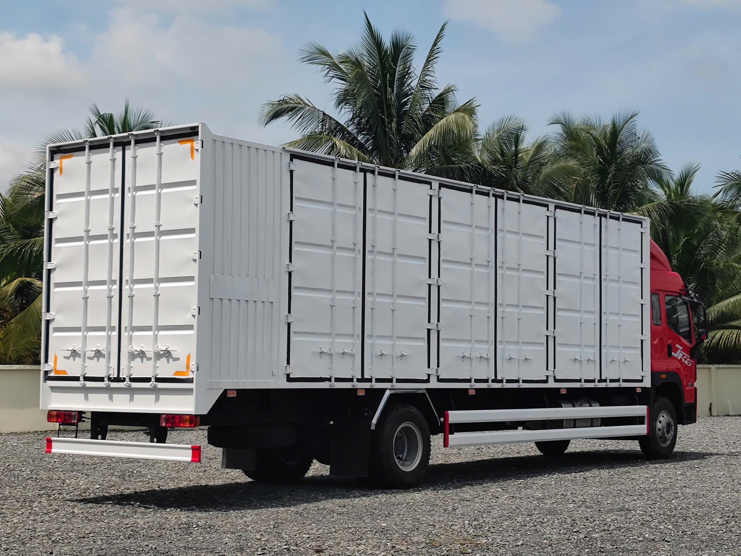 thung-xe-tai-faw-jk6-container-9m9