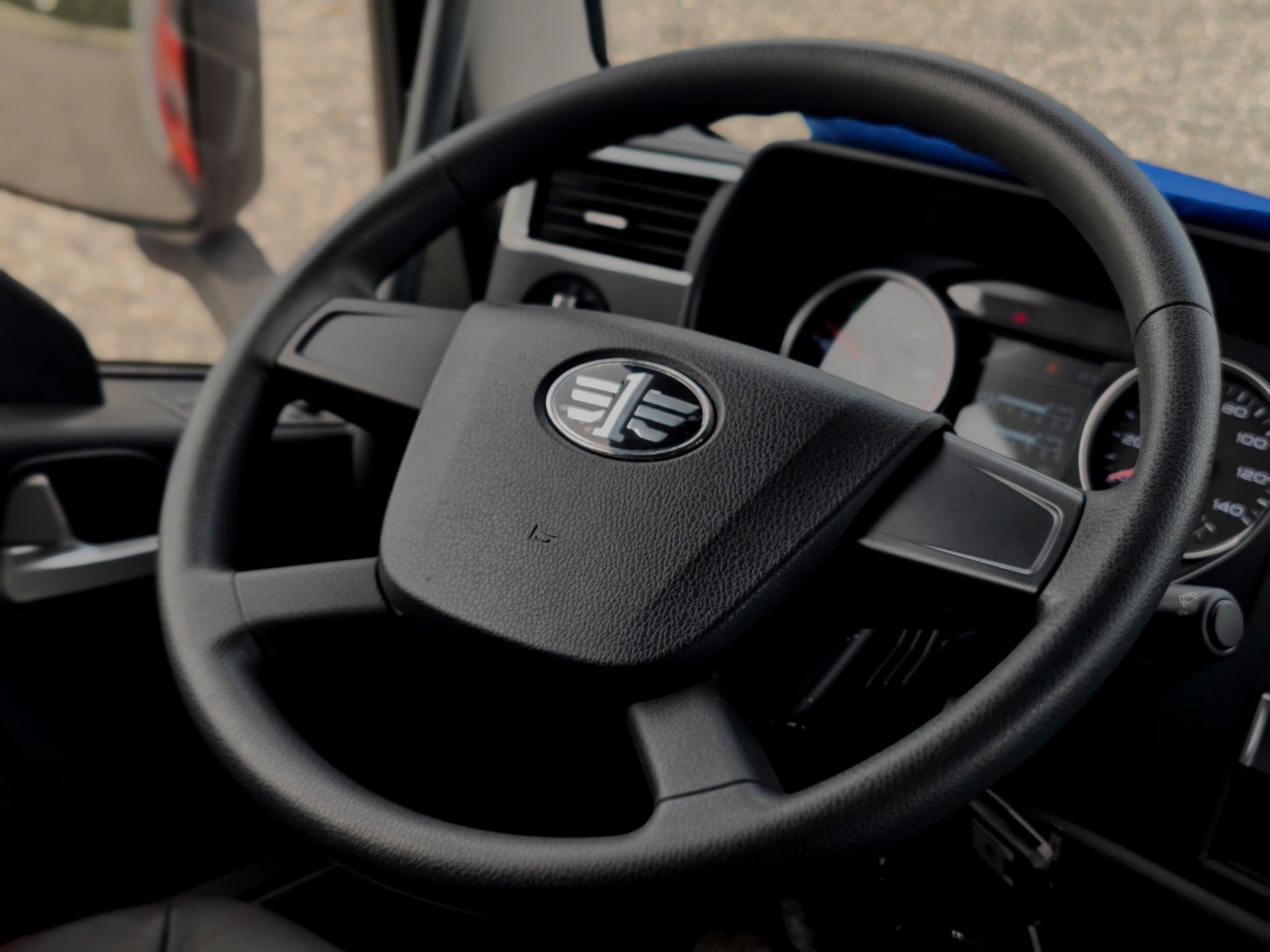 vo-lang-xe-tai-faw-jk6-thung-cont-9m9